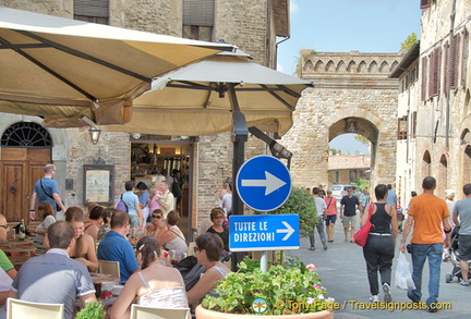 Bar Piazzetta on Piazzetta Filippo Buonaccorsi