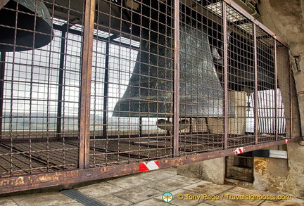 The giant bell from the Torre Grossa