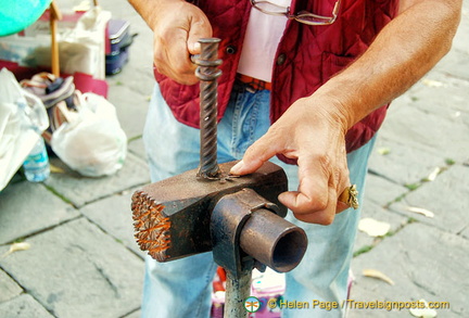 You'll find this artisan near the Basilica San Domenico