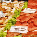 Scallops and beautiful tuna steaks (tonno al trancio)