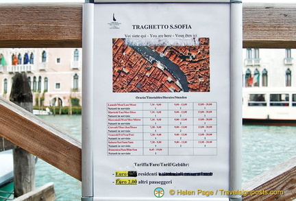 Traghetto operating hours and prices