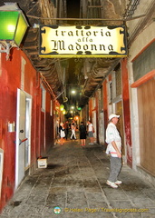 Trattoria alla Madonna in Calle della Madonna, San Polo