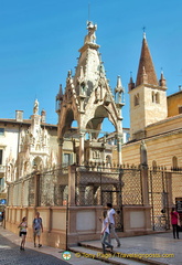 Scaligeri tombs next to the Santa Maria Antica church