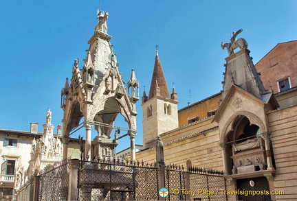 Tomb of Cangrande with equestrian statue of the ruler