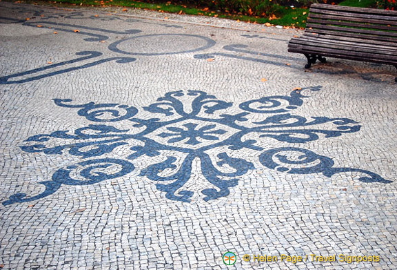 Lisbon (902 návštev) Lisbon