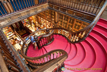 Lello bookshop, Oporto