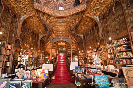 Lello bookshop, Oporto