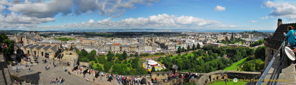 A panoramic view of Edinburgh from Edinburgh Castle