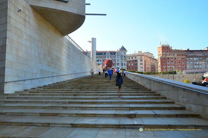 Guggenheim-Bilbao AJP2887 250201021741
