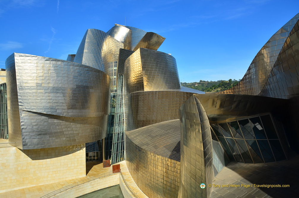 Guggenheim-Bilbao AJP2960 (636 visits) Guggenheim-Bilbao AJP2960