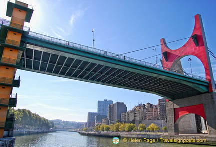 View from across the La Salve Bridge