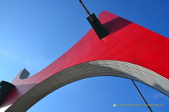 Under the Red Arches are black stripes