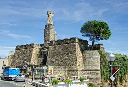 Elcano is one of the most distinguised citizens of Getaria