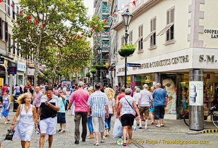 A very busy Main Street