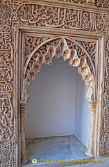 Court of the Myrtles: Decorative archway