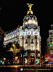 Edificio Metropolis - an office building that was restored by Metrópolis Seguros group