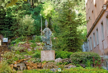 In the Abbot Oliba Square is this bronze statue dedicated to the Abbot, founder of the Monastery