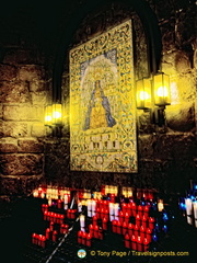 Montserrat Basilica: Path of Ave Maria