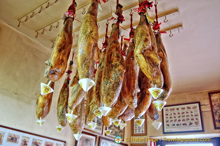 Jamón ibérico - usually stored hanging