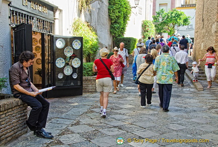 Shopping in the Barrio de Santa Cruz