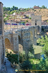 Puente de San Martín or San Martin Bridge 