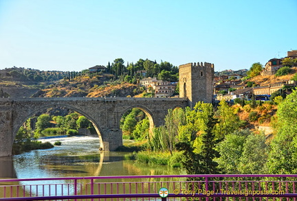 San Martin Bridge