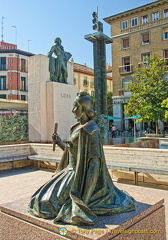 One of the ladies in the Goya Monument