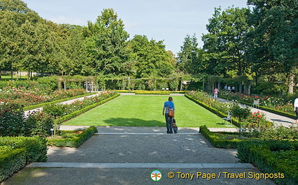 Berne Bear Pits and Rose Garden