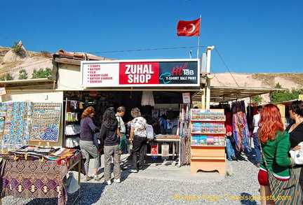 Zuhal roadside giftshop