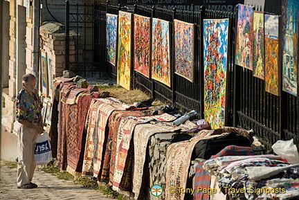 St Andrew's Church and Flea Market, Andriyivsky uzviz (St Andrew's Descent), Kyiv (Kiev)