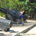 Malakoff Hill: Ship cannons from WWII