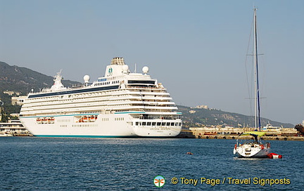 Yalta Embankment and Bay