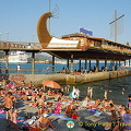 Sun and Sea: Yalta's Beaches (1502 بازدید) Sun and Sea: Yalta's Beaches
