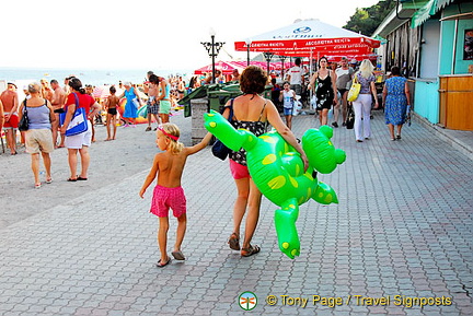 Sun and Sea: Yalta's Beaches