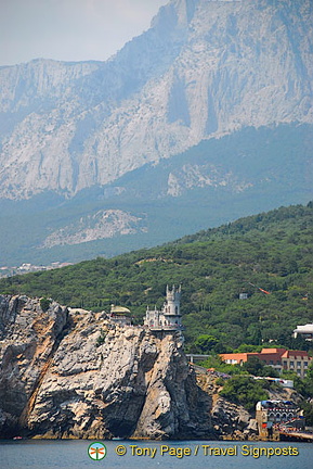 Leaving Yalta (997 visits) Leaving Yalta