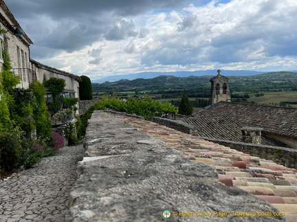 Stepped and cobbled Calade du Potier