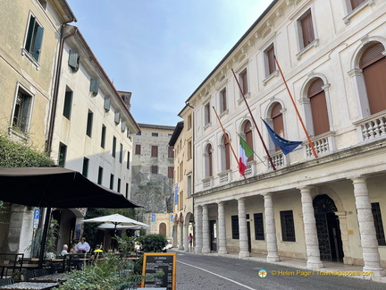 Beltramini Palace on the right