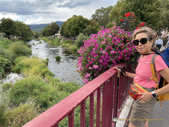 IMG 0411-watermarked (733 visits) IMG 0411-watermarked