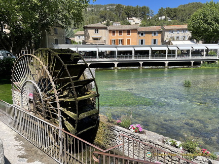 Fontaine-de-Vaucluse IMG 1135-watermarked