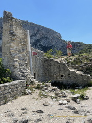 Fontaine-de-Vaucluse IMG 1143-watermarked