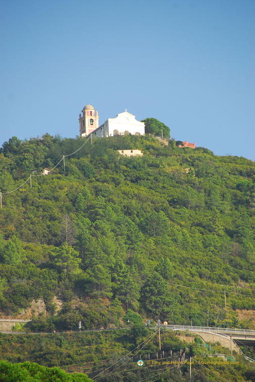 Riomaggiore AJP 5329-watermarked (707 visits) Riomaggiore AJP 5329-watermarked
