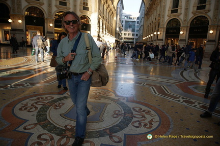 Milan DSC08625-watermarked-topaz