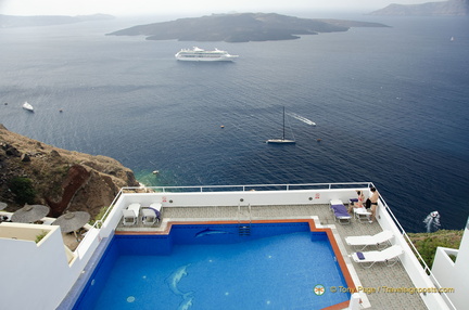 Fira dream accommodation