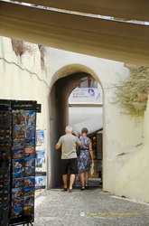 Fira archways and alleyways