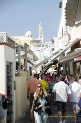 Fira Busy shopping lanes