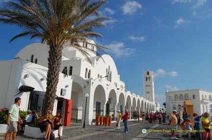 MATI Art Gallery and the Metropolitan Orthodox Cathedral