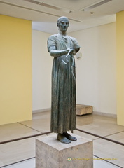 Delphi Museum AJP 3211-watermarked