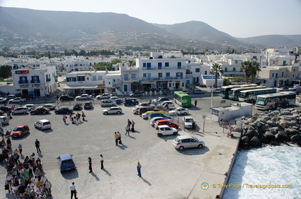 Santorini-Ferry AJP 5914-watermarked