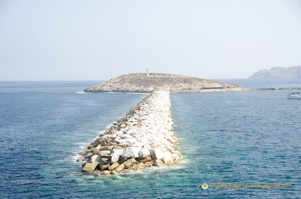 Santorini-Ferry AJP 5918-watermarked