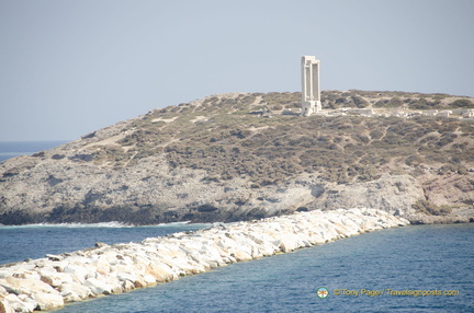 Santorini-Ferry AJP 5919-watermarked